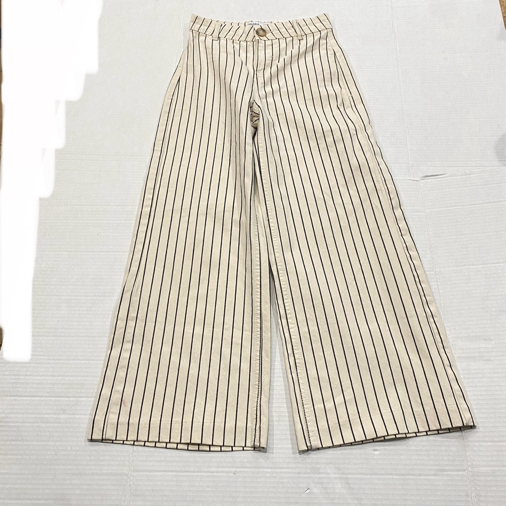 Bershka Cropped Wide Leg Pants Womens Size 00